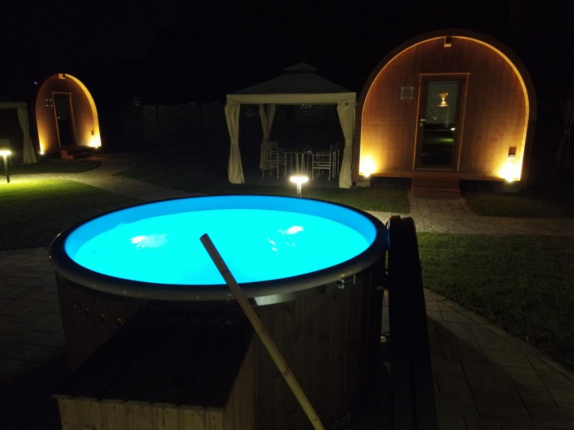 Vicolungo Glamour Lodge & Spa - Free Spa Hot Tub E Sauna Экстерьер фото