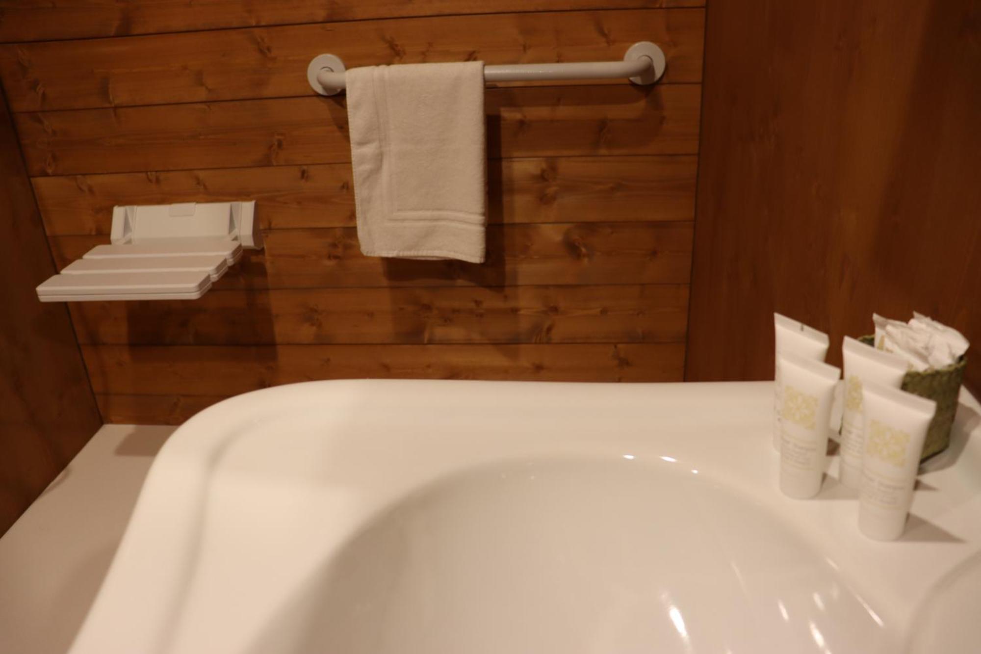 Vicolungo Glamour Lodge & Spa - Free Spa Hot Tub E Sauna Экстерьер фото